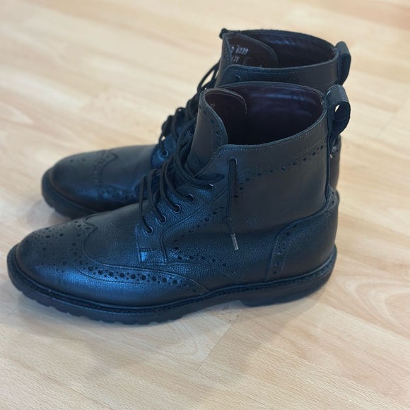 Allen Edmonds Longbranch Lug sole wingtip brogue boots - Picture 5 of 8